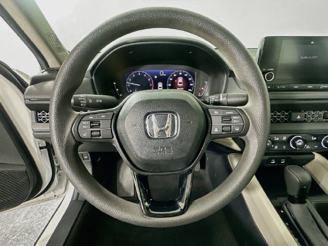 Used 2025 Honda Accord SE image 23