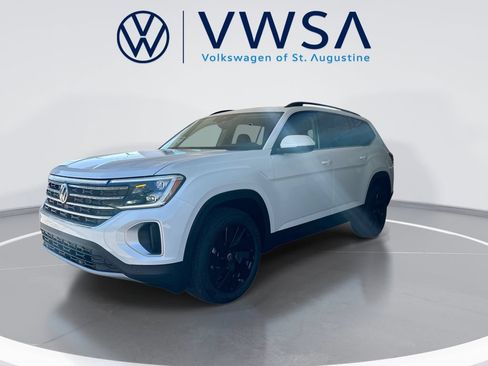 New 2026 Volkswagen Atlas SE FWD image 3