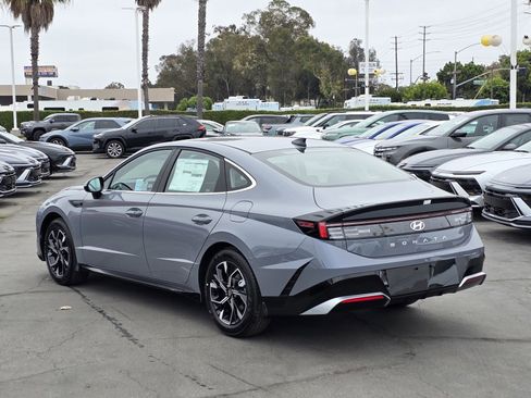 New 2025 Hyundai Sonata SEL image 9