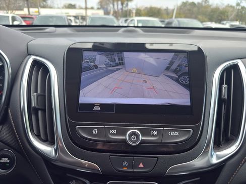 Used 2022 Chevrolet Equinox Premier FWD image 22