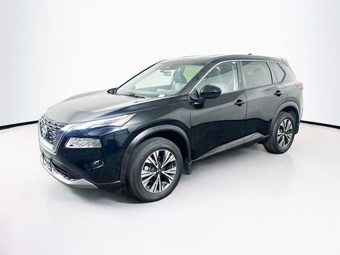 Used 2023 Nissan Rogue SV FWD image 3