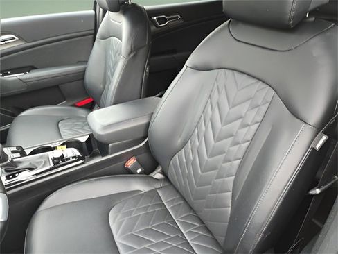 Used 2023 Kia Sportage X-Line w/ X-Line Premium Package image 12