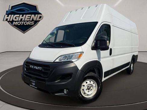 Used 2023 RAM ProMaster 3500 w/ Safety Group FWD image 2
