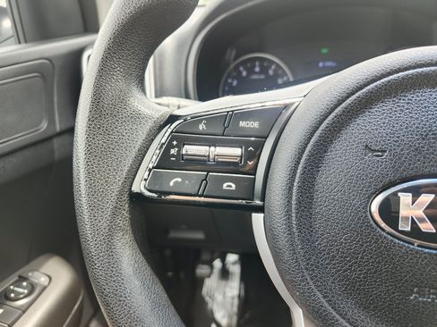Used 2020 Kia Sportage LX FWD image 31