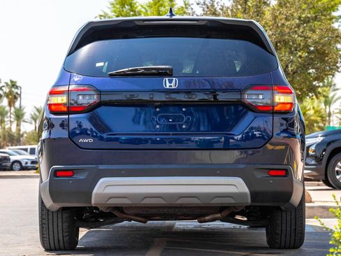 Used 2025 Honda Pilot EX-L image 5