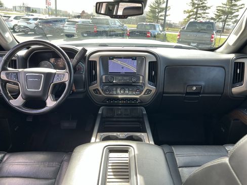 Used 2017 GMC Sierra 2500 Denali w/ Duramax Plus Package image 22