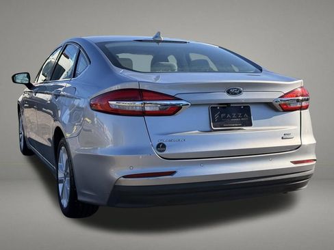 Used 2020 Ford Fusion SE FWD image 3