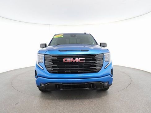 Used 2022 GMC Sierra 1500 Elevation w/ Preferred Package image 30