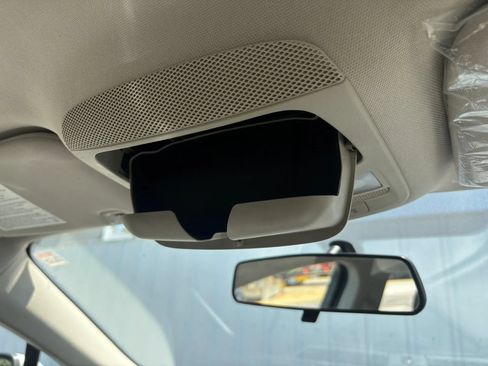 Used 2018 Ford Fusion S FWD image 37