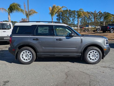 New 2025 Ford Bronco Sport Heritage w/ Convenience Package image 4