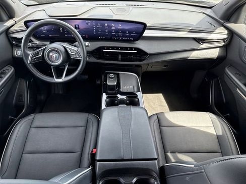 Used 2025 Buick Enclave Preferred FWD image 12