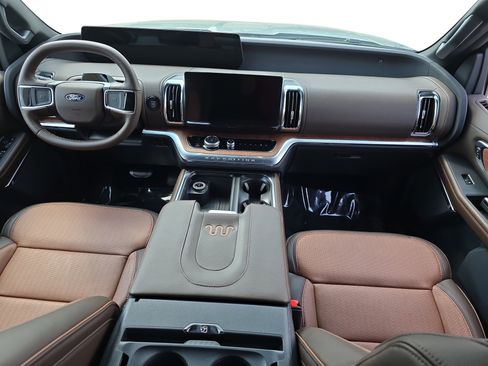 New 2026 Ford Expedition Max King Ranch image 9