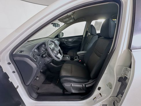 Used 2017 Nissan Rogue S image 13