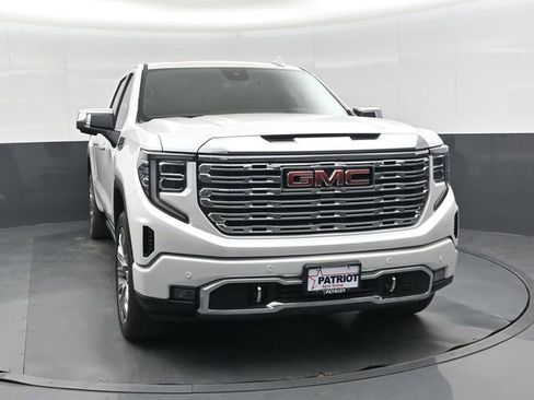 Used 2024 GMC Sierra 1500 Denali w/ Denali Reserve Package image 10