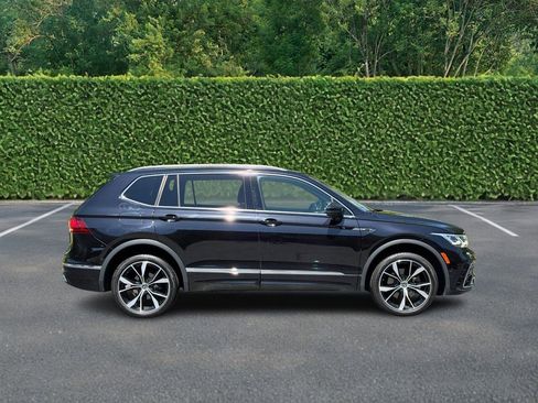 Used 2024 Volkswagen Tiguan SEL R-Line AWD/4WD image 2