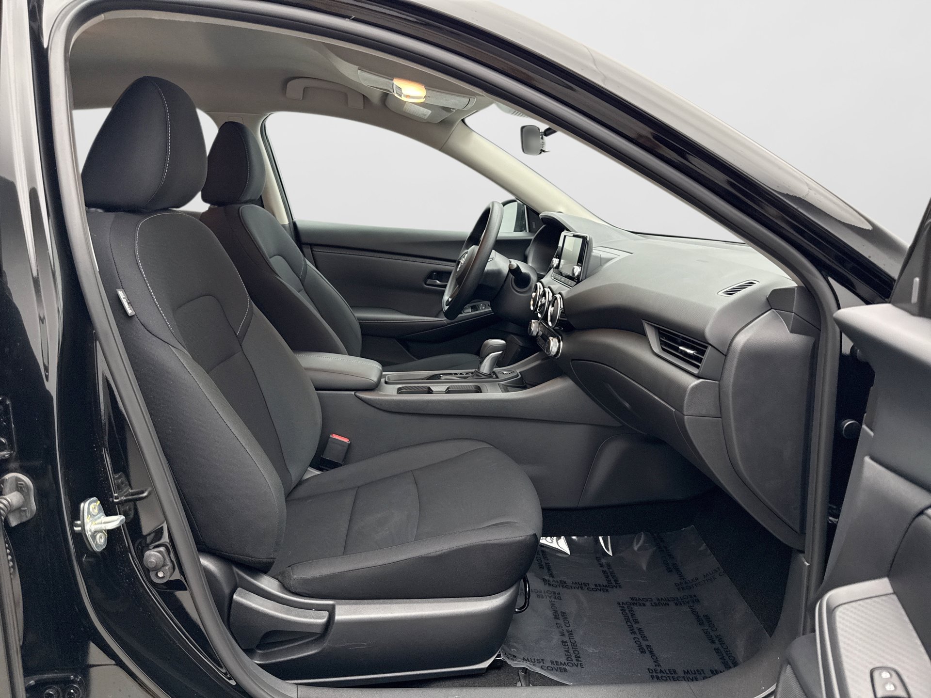 Used 2025 Nissan Sentra S FWD image 9