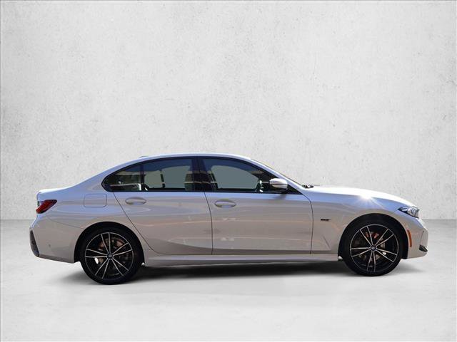 Used 2023 BMW 330e xDrive w/ M Sport Package AWD/4WD image 5