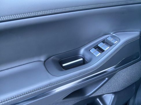 New 2026 Lincoln Navigator Reserve w/ Jet Appearance Package AWD/4WD image 37