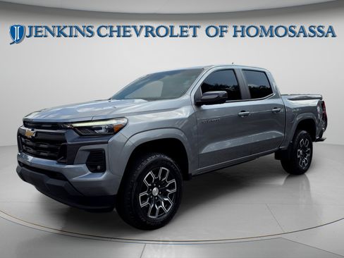 Used 2024 Chevrolet Colorado LT w/ LT Convenience Package III RWD image 11