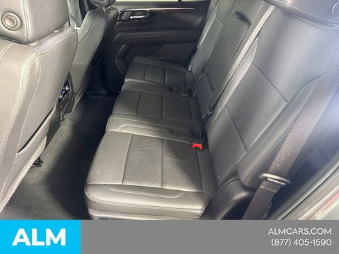 Used 2025 Chevrolet Tahoe LT AWD/4WD image 24