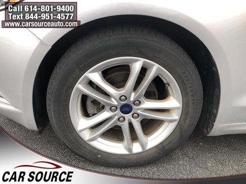 Used 2018 Ford Fusion SE w/ Fusion SE Technology Package image 24