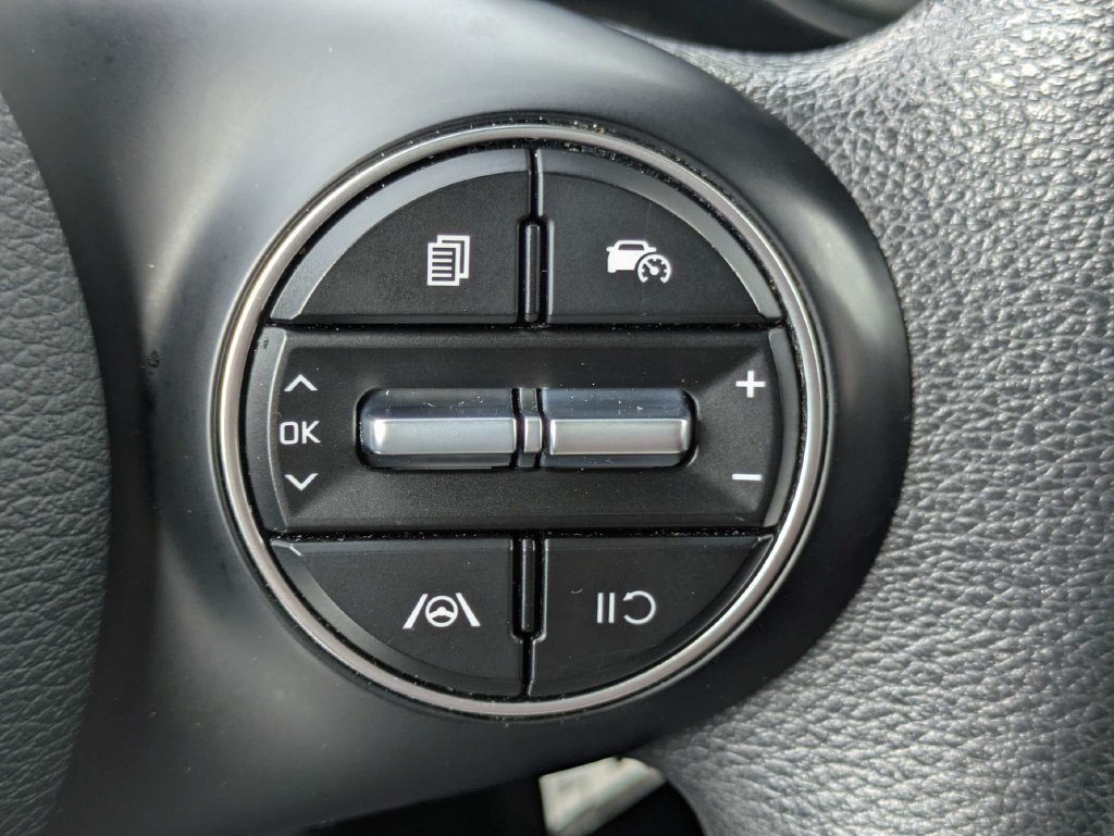 Used 2024 Kia Soul LX w/ Option Group 015 FWD image 25