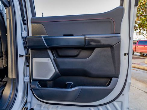 Used 2025 Ford F150 Raptor image 38