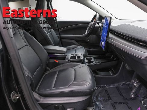 Used 2025 Ford Mustang Mach-E Premium AWD/4WD image 26