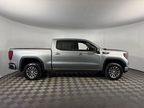 Used 2023 GMC Sierra 1500 AT4 w/ AT4 Premium Package image 5