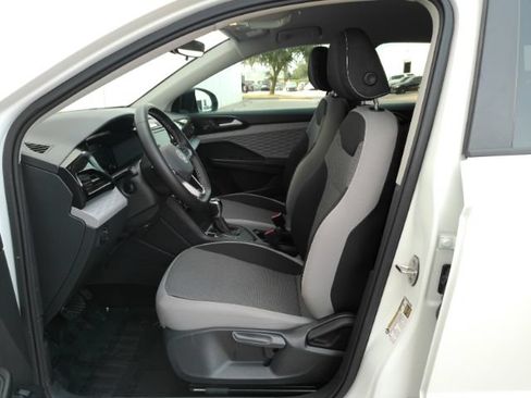 Used 2024 Volkswagen Taos S FWD image 12