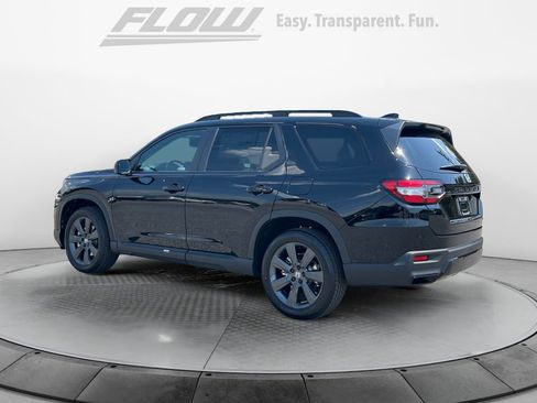 New 2026 Honda Pilot Sport image 5