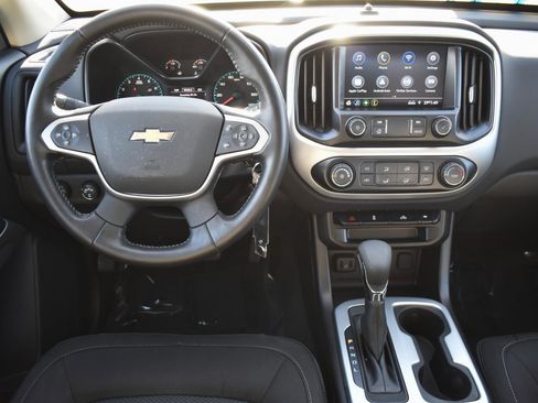 Used 2022 Chevrolet Colorado LT image 21