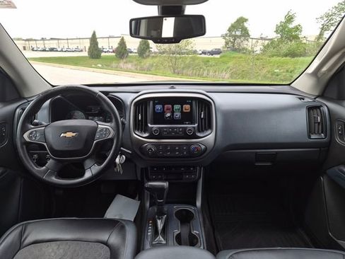 Used 2015 Chevrolet Colorado Z71 AWD/4WD image 38