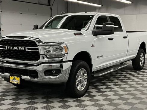 Used 2024 RAM 3500 Big Horn image 12