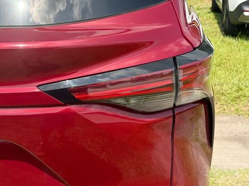 Used 2022 Toyota Sienna XLE FWD image 10