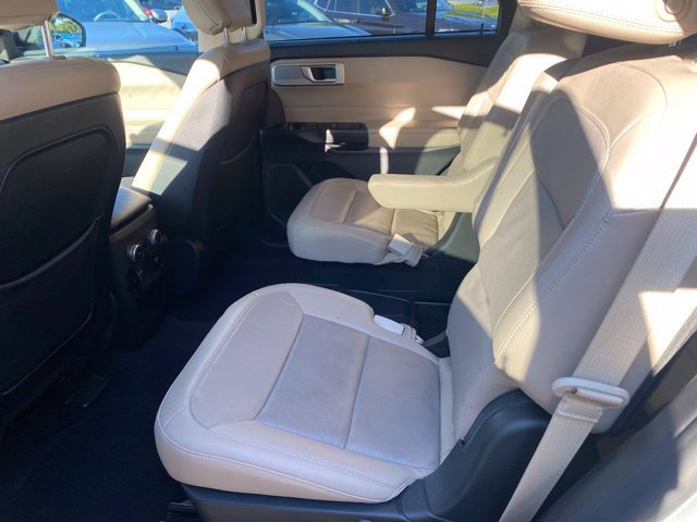 Used 2020 Ford Explorer Limited w/ Hybrid Equipment Group 310A AWD/4WD image 25
