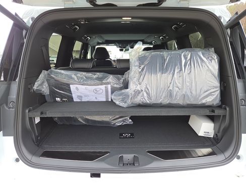 Used 2026 INFINITI QX80 Autograph w/ Premium Cargo Package AWD/4WD image 10