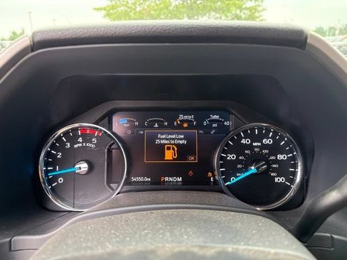 Used 2022 Ford F350 Lariat w/ Lariat Ultimate Package AWD/4WD image 17
