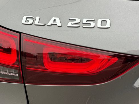 Used 2022 Mercedes-Benz GLA 250 image 26