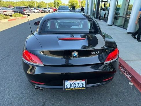 Used 2009 BMW Z4 sDrive30i RWD image 3