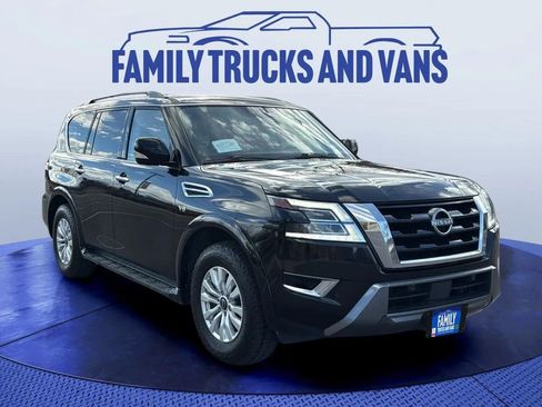 Used 2021 Nissan Armada SV image 7