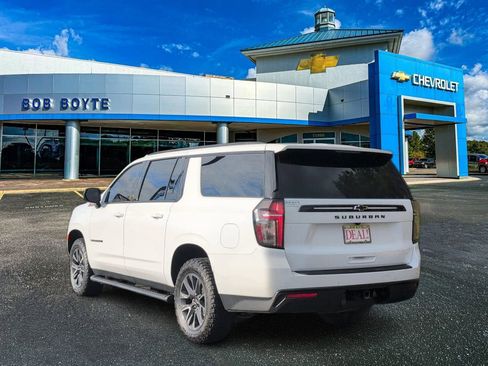 Used 2023 Chevrolet Suburban Z71 w/ Luxury Package image 7