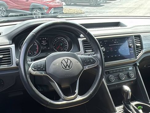 Used 2020 Volkswagen Atlas Cross Sport SE AWD/4WD image 13