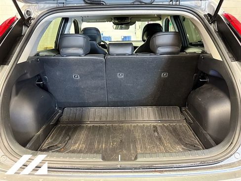 Used 2024 Kia Niro EX Touring FWD image 27