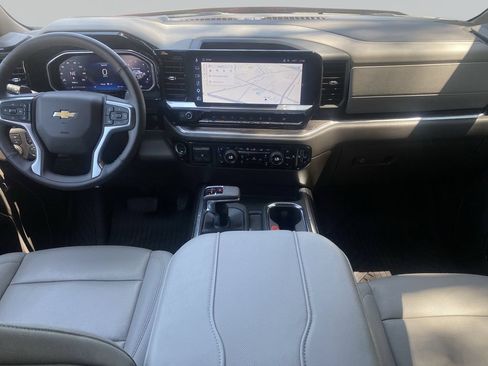 Used 2026 Chevrolet Silverado 1500 LTZ AWD/4WD image 15