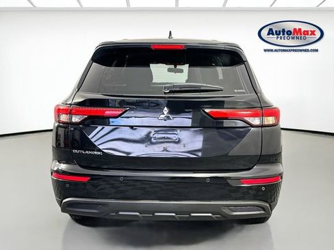 Used 2024 Mitsubishi Outlander ES image 7