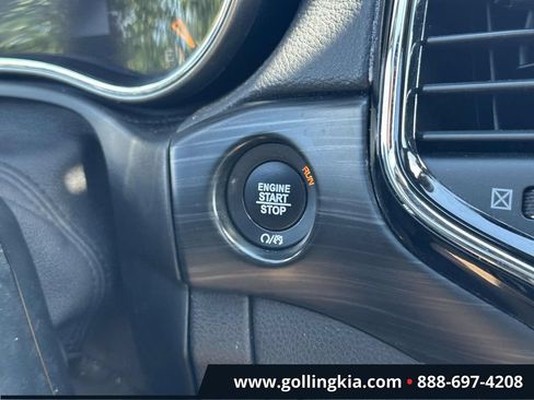 Used 2019 Jeep Grand Cherokee Altitude AWD/4WD image 31