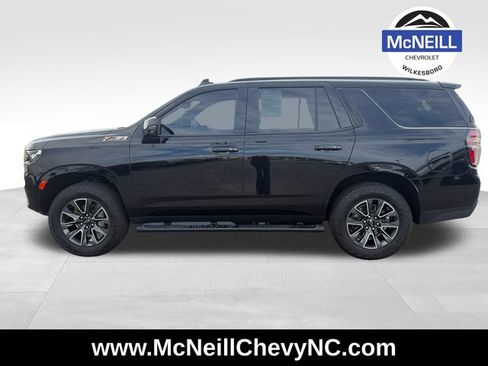 Used 2023 Chevrolet Tahoe Z71 w/ Z71 Off-Road Package AWD/4WD image 5