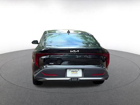 Used 2025 Kia K4 LXS image 12