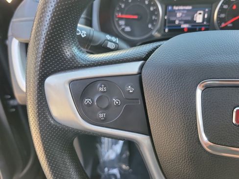 Used 2023 GMC Terrain SLE w/ Elevation Edition image 26